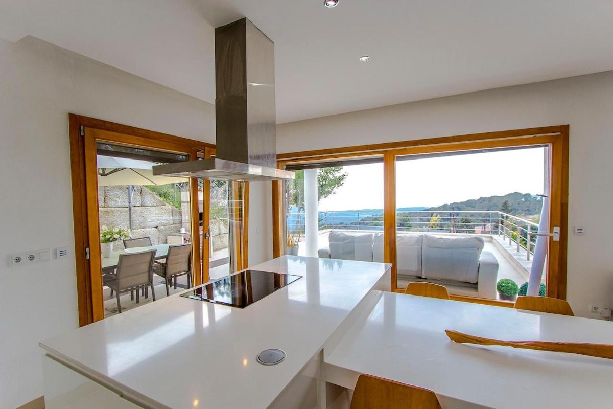Catalunya Casas Modern Magnificence , Only A Few Km To The Beach! Sant Cebrià de Vallalta 外观 照片